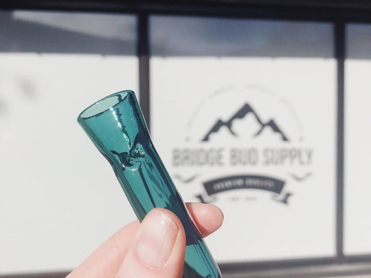 Bridge Bud Supply-莱斯布里奇必去景点