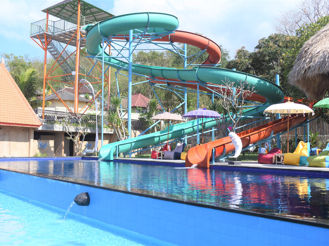 Sunday Beach Waterpark Lembongan-蓝梦岛必去景点