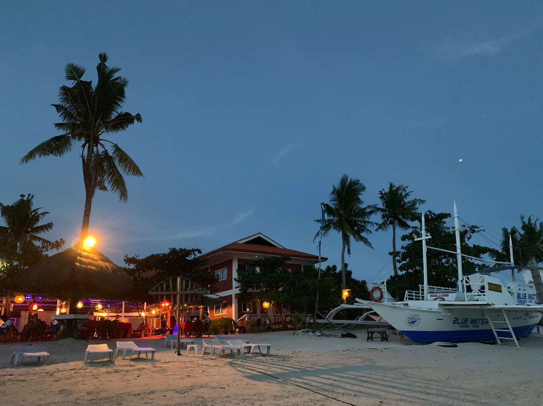 水蓝度假村主图