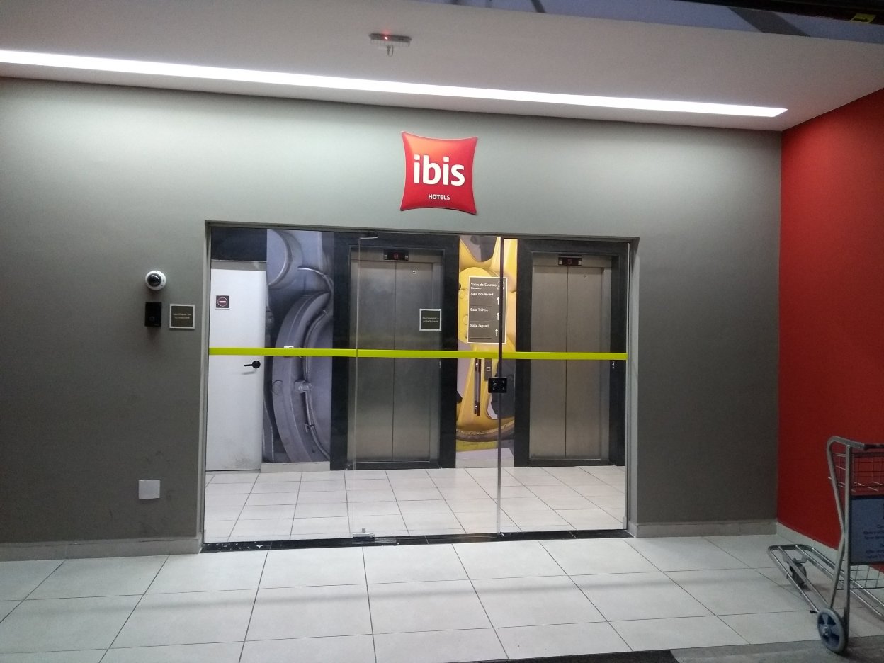 宜必思雅卡雷伊酒店-浴室