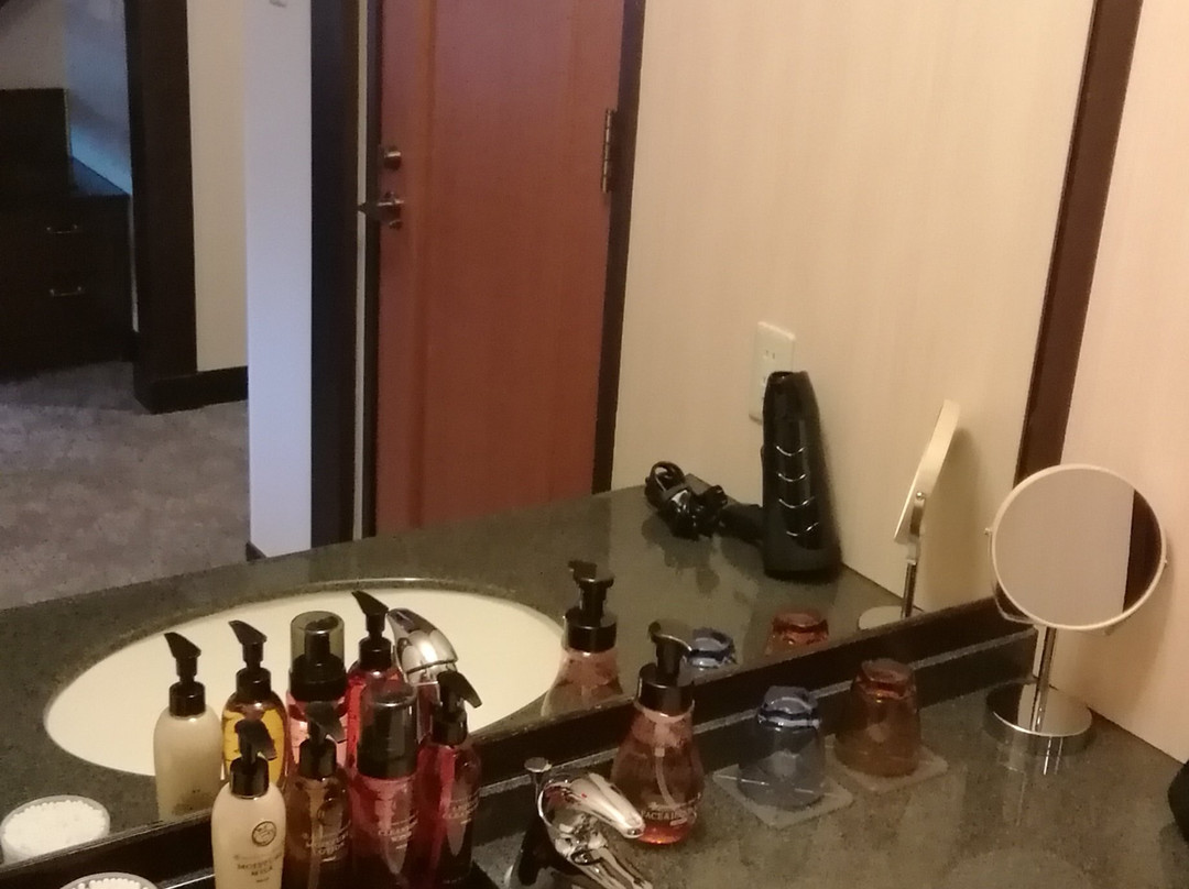 摩尔别墅酒店主图