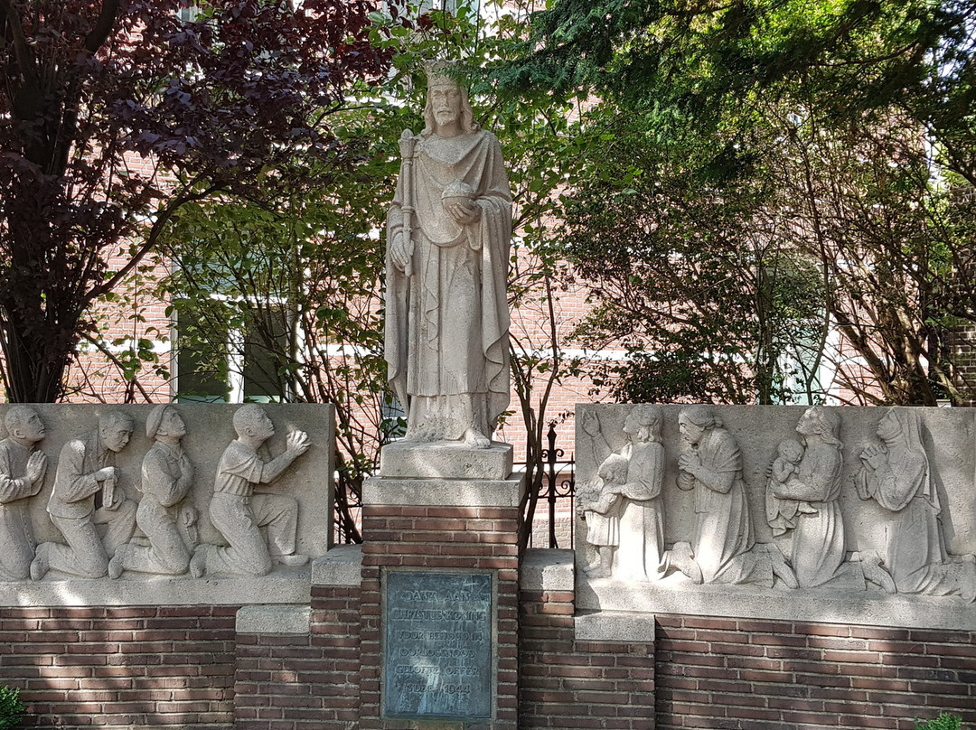 R.K. Kerk St. Bonifatius-赞丹必去景点