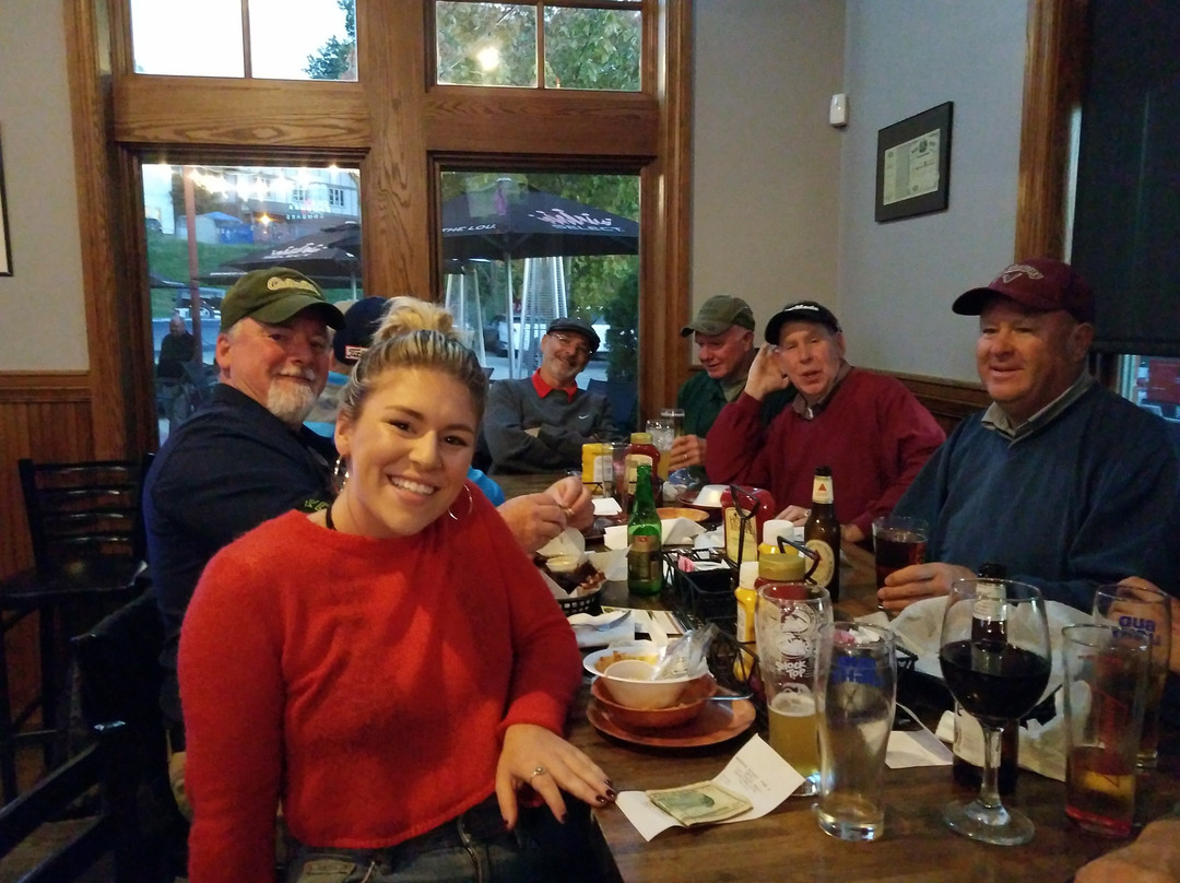 The Wooden Nickel Pub & Grill-Glen Carbon必去景点