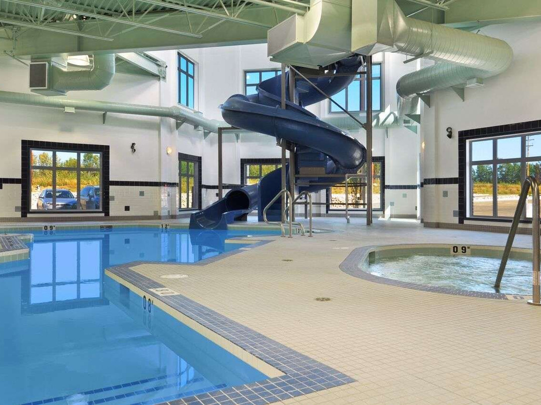 Ramada by Wyndham Lac La Biche主图