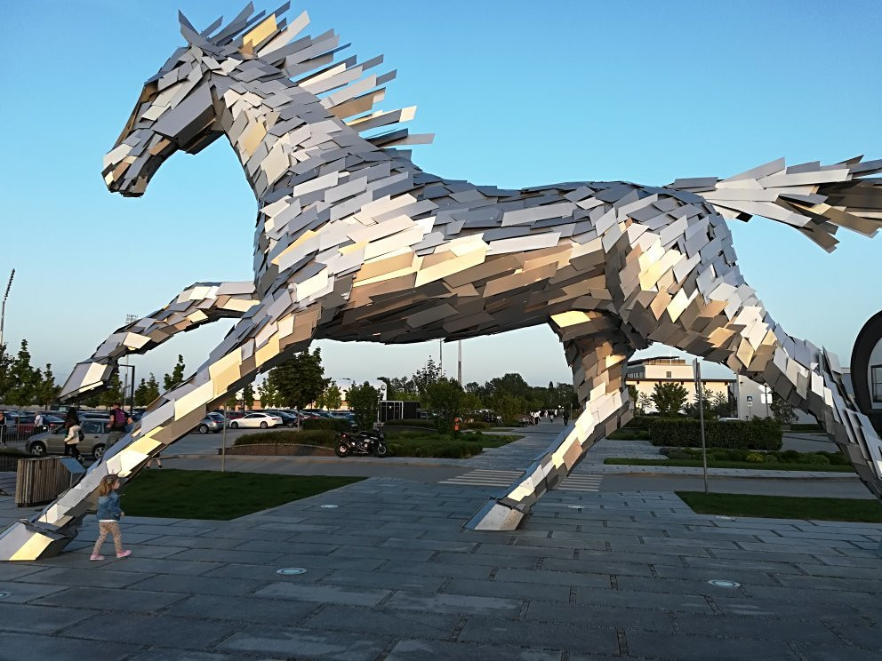 X-Bionic® Sphere-Samorin必去景点