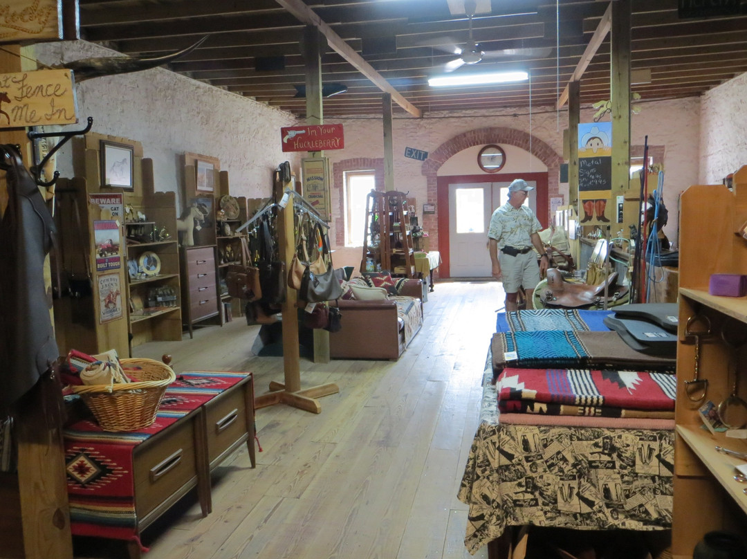 Hairgrove Saddlery and Gifts景点图片