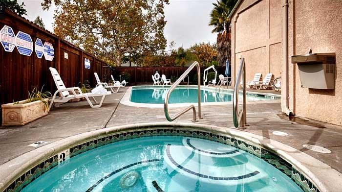 Cloverdale Wine Country Inn & Suites主图