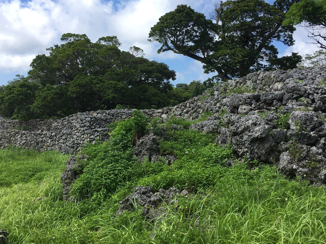 The Itokazu castle ruin景点图片