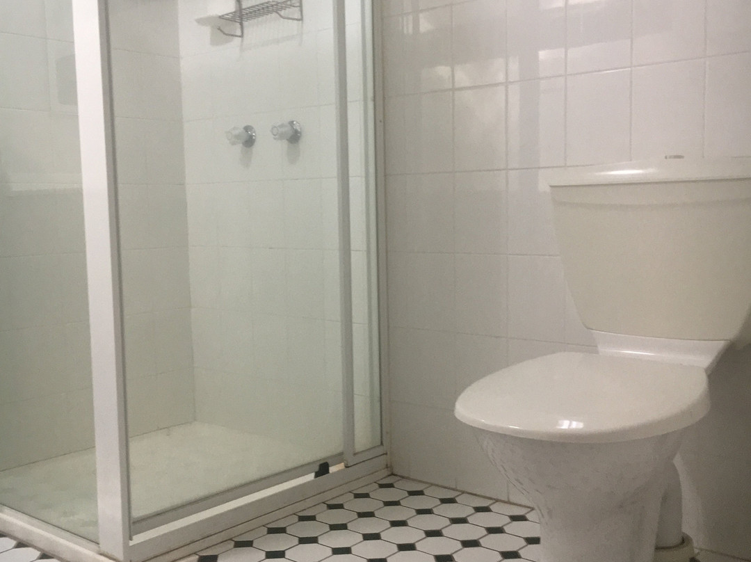 4 Bears Cafe and Accomodation主图