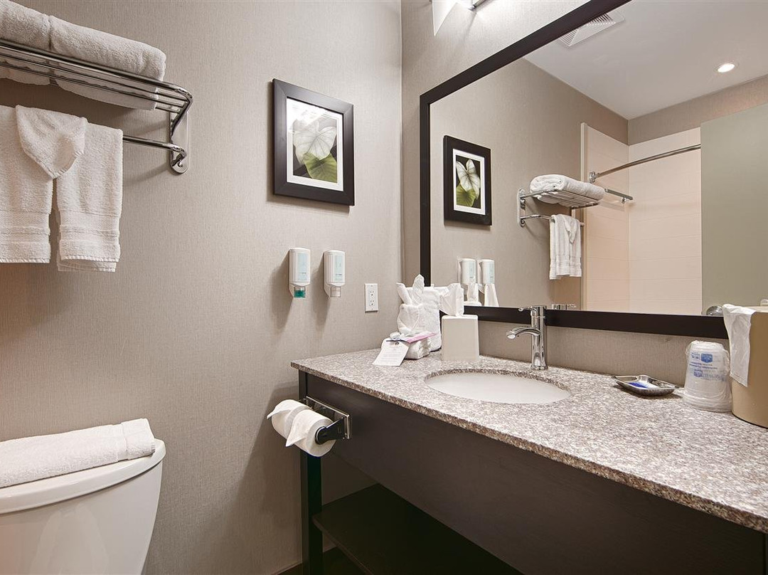 Best Western Plus Fergus Hotel主图