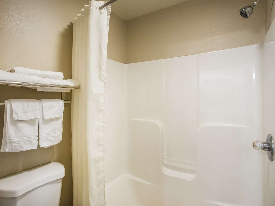 Super 8 by Wyndham Remington主图