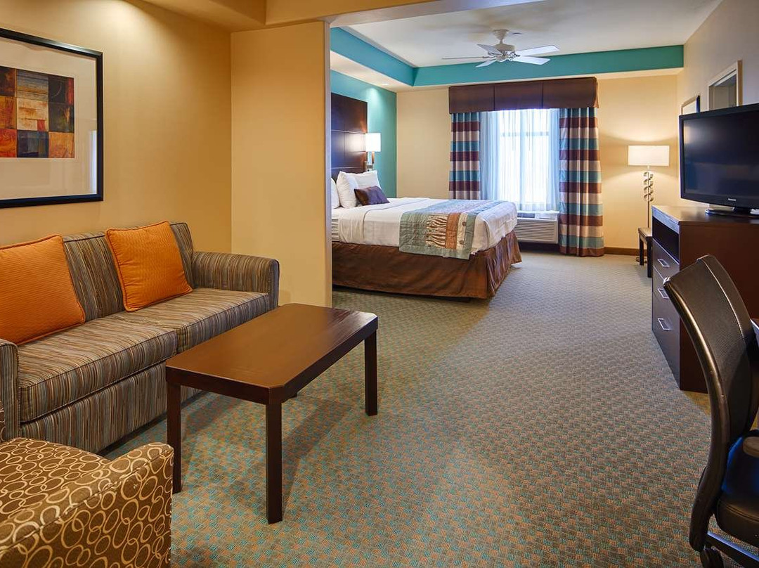 Best Western Plus Midland Suites主图