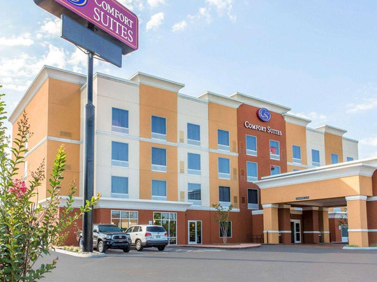 Comfort Suites East主图