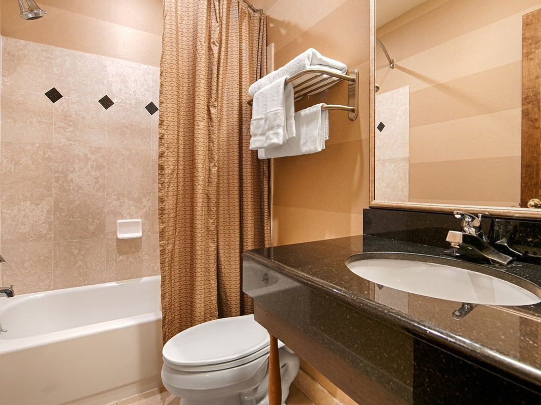 Best Western Plus Brookside Inn主图