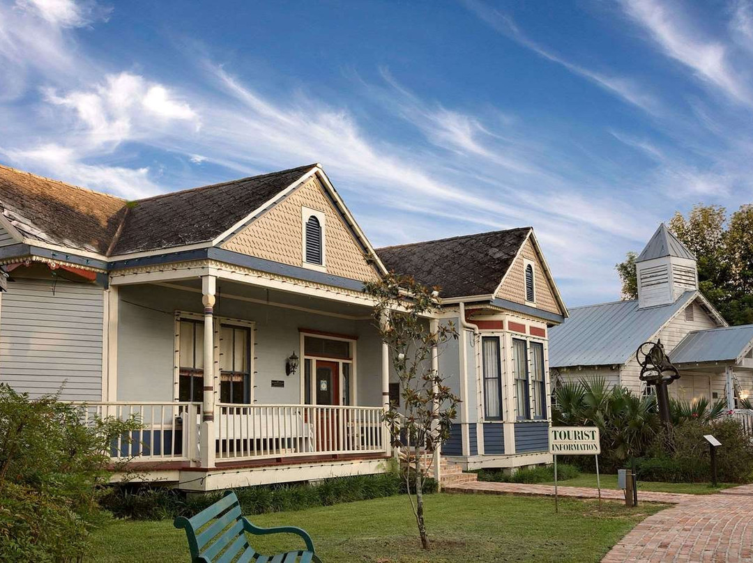 Days Inn & Suites by Wyndham Opelousas主图