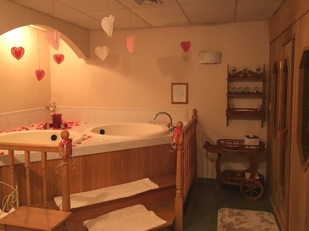 Mosaic Salon and Spa-阿弗内尔必去景点