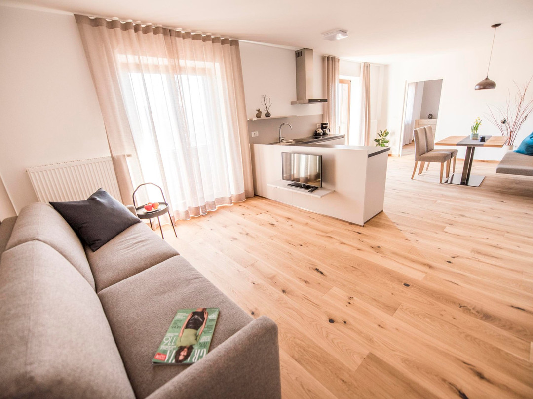 Weinberg Apartments & Brixen Südtirol Card