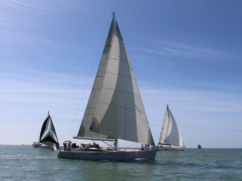 PZ Sailing-拉罗谢尔必去景点