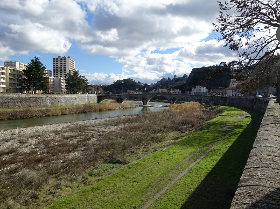 Pont de la Rochebelle-Ales必去景点