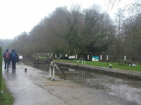 Denham Lock Canalside-Denham必去景点