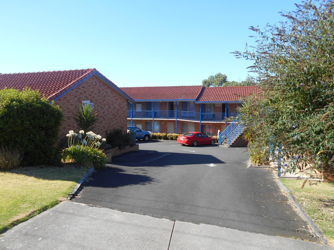 蓝鲸汽车公寓酒店主图