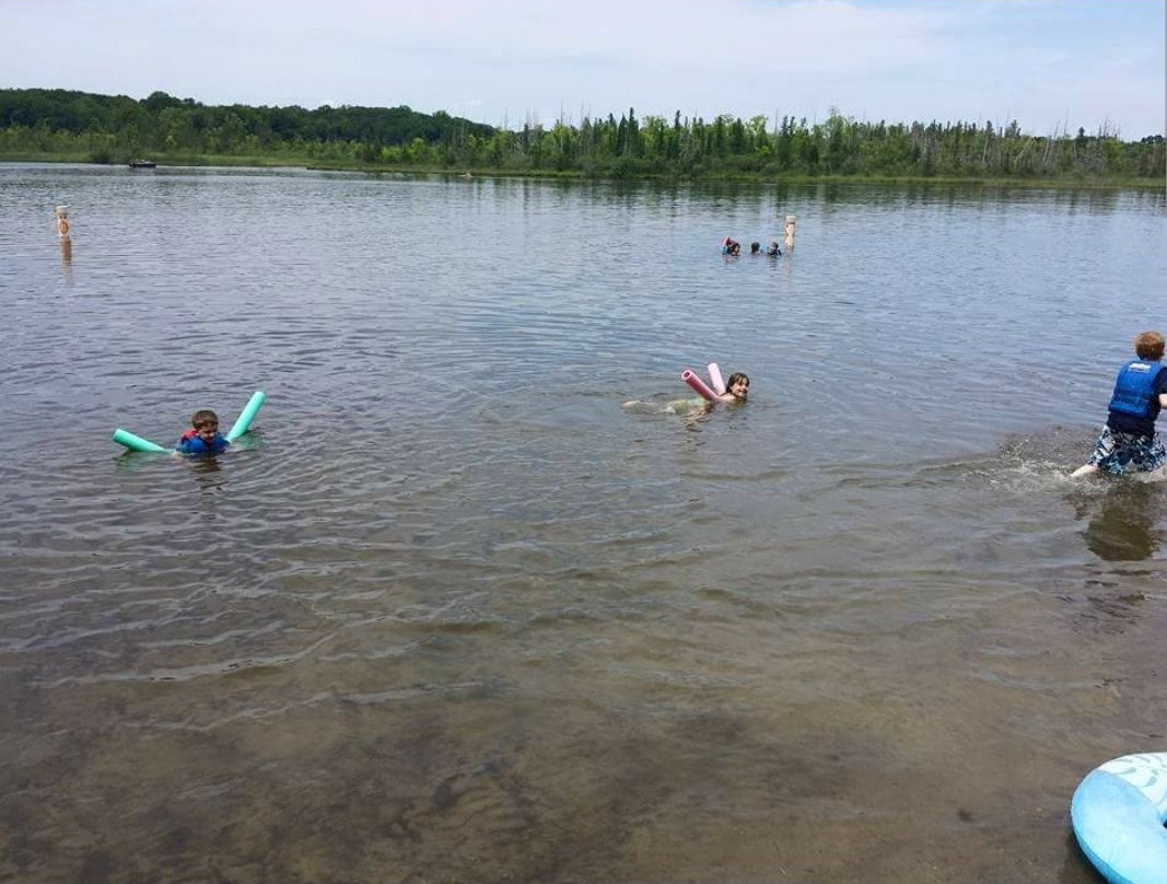 Proud Lake State Recreation Area-威克瑟姆必去景点
