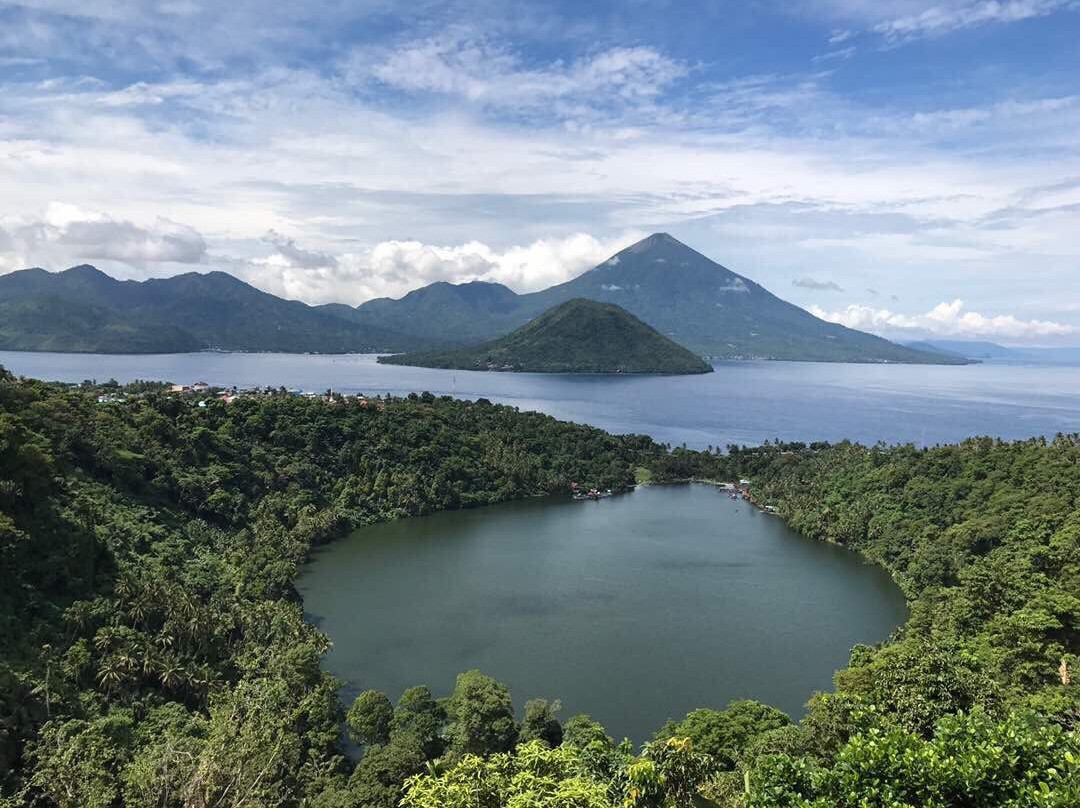 Ngade Lake景点图片