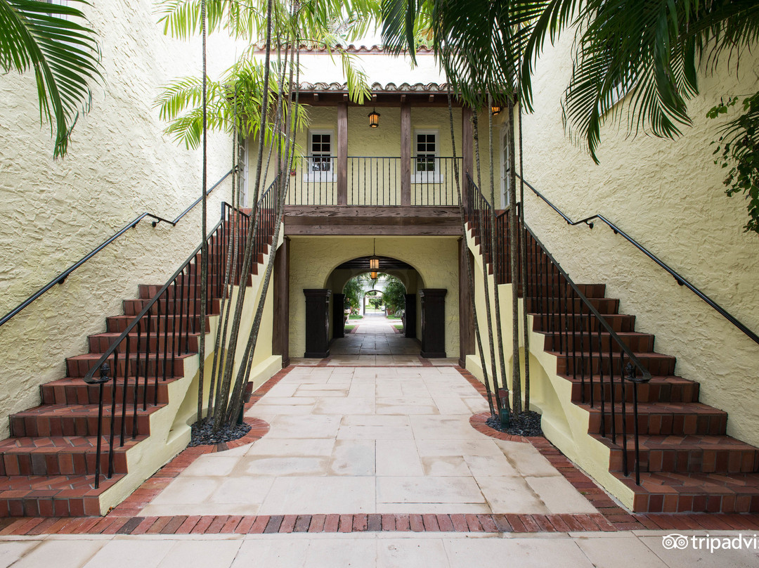 棕榈海滩酒店住宿-The Brazilian Court Hotel & Beach Club