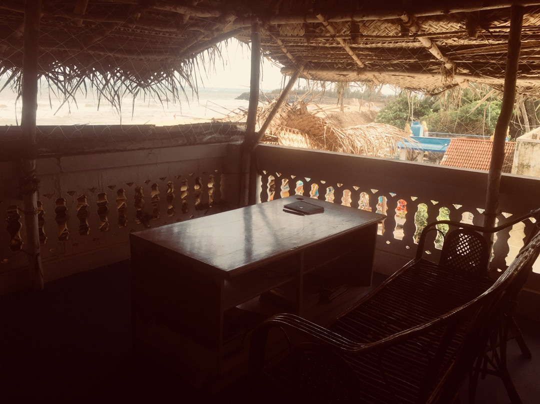 Salty Bone Divers-玛玛拉普蓝必去景点