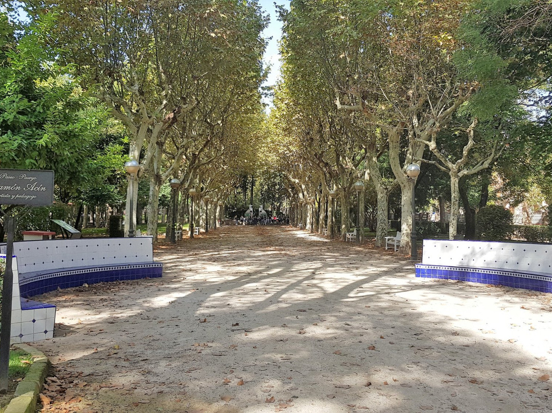 Parque Miguel Servet景点图片