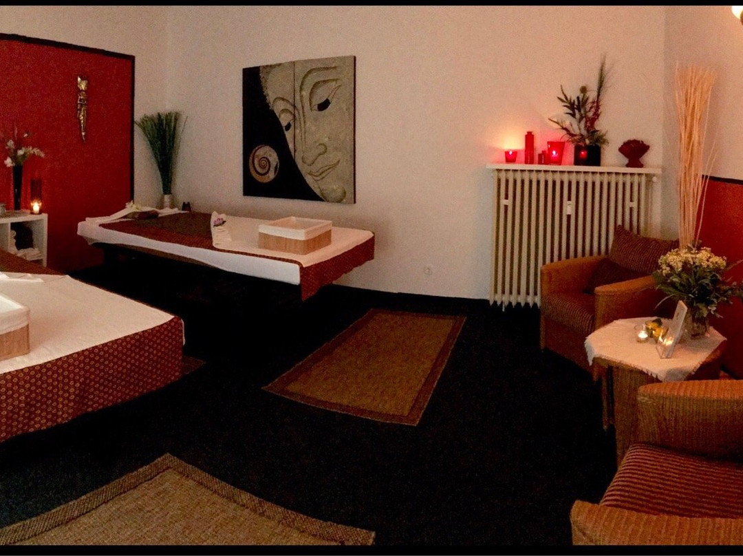 CS Massage & Wellness-丁斯拉肯必去景点