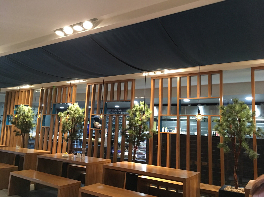 Tahkuranna餐馆和美食-Neptun Grill