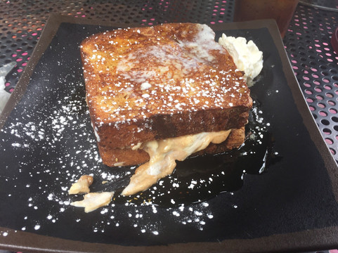 Delanco餐馆和美食-Three Monkeys Cafe