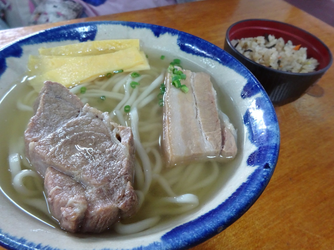 Yomintan Village Joint Sales Center-读谷村必去景点