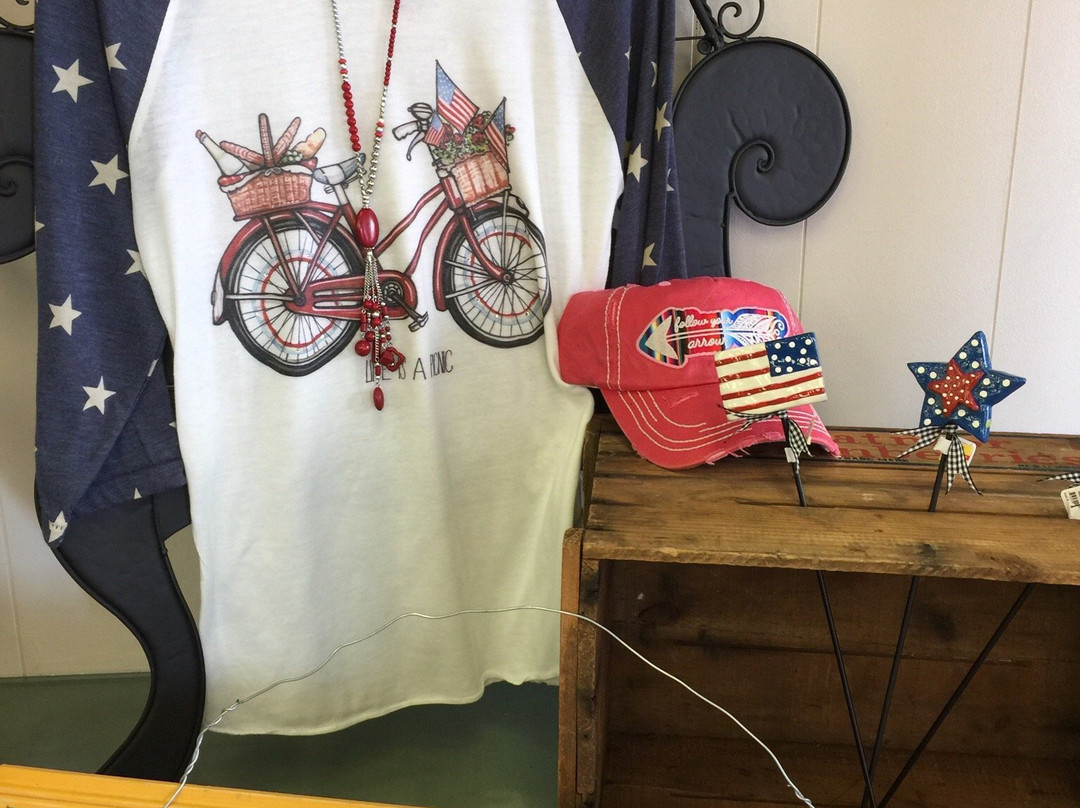 Felcman's Ladies Shop & Gifts-恩尼斯必去景点