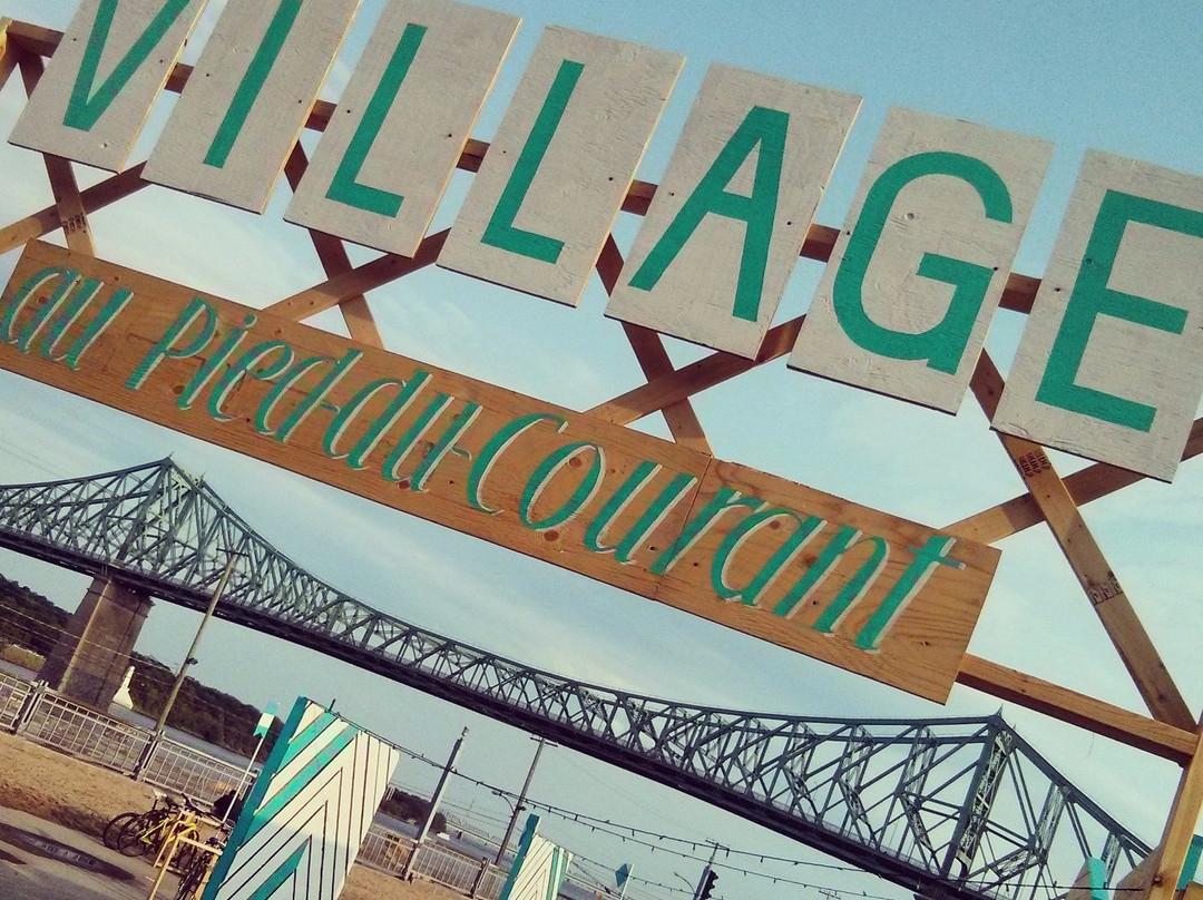 Village au Pied-du-Courant-蒙特利尔必去景点