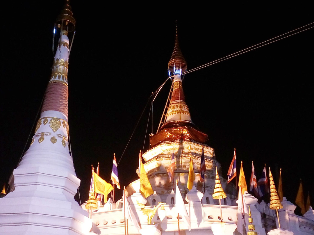 Wat Songtham Worawihan景点图片