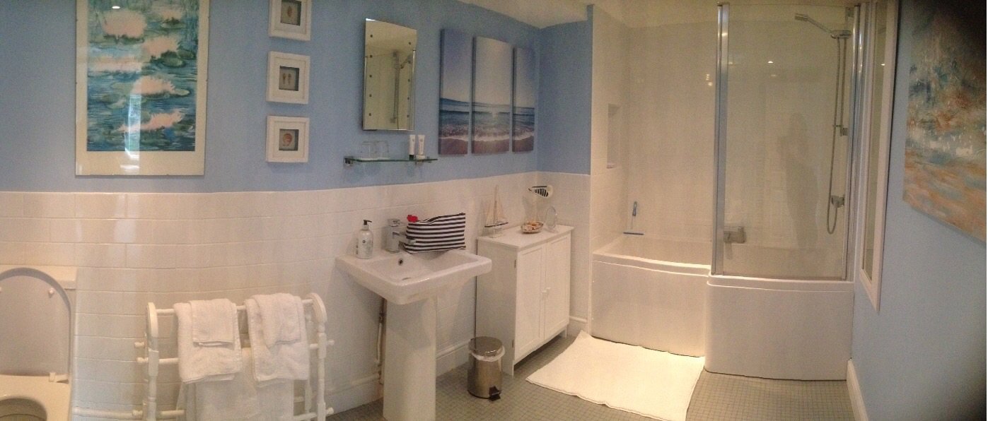 Hill House Bed & Breakfast-浴室