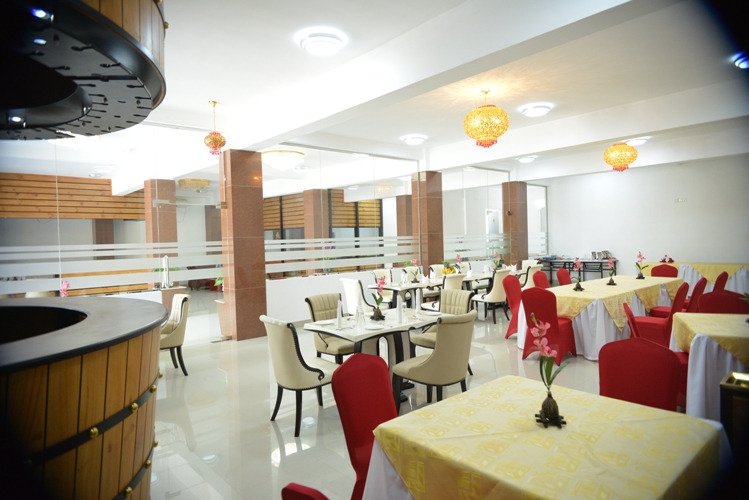 Hotel Kamrel-餐饮