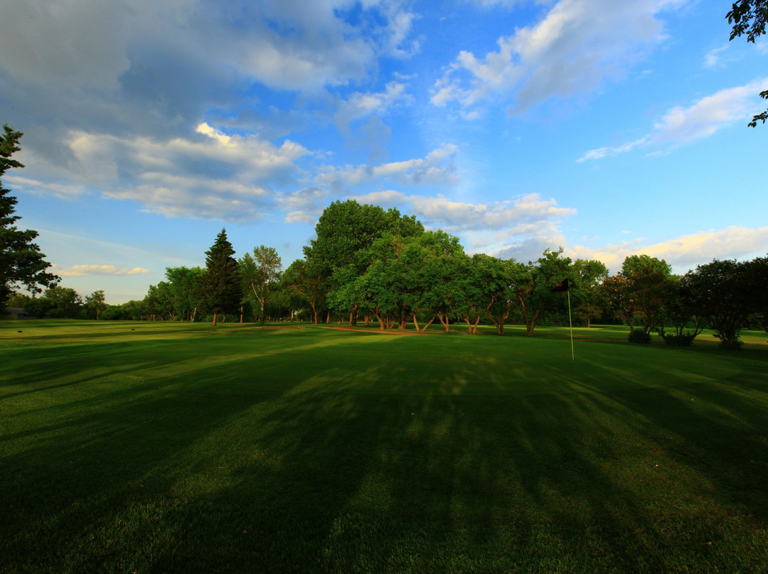 Edmonton Garrison Memorial Golf & Curling Club-埃德蒙顿必去景点