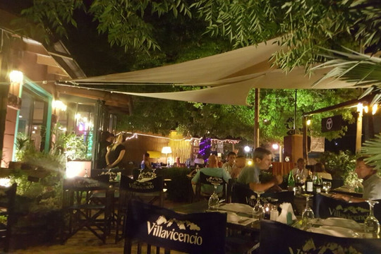 Tortuguitas餐馆和美食-Parrila La T