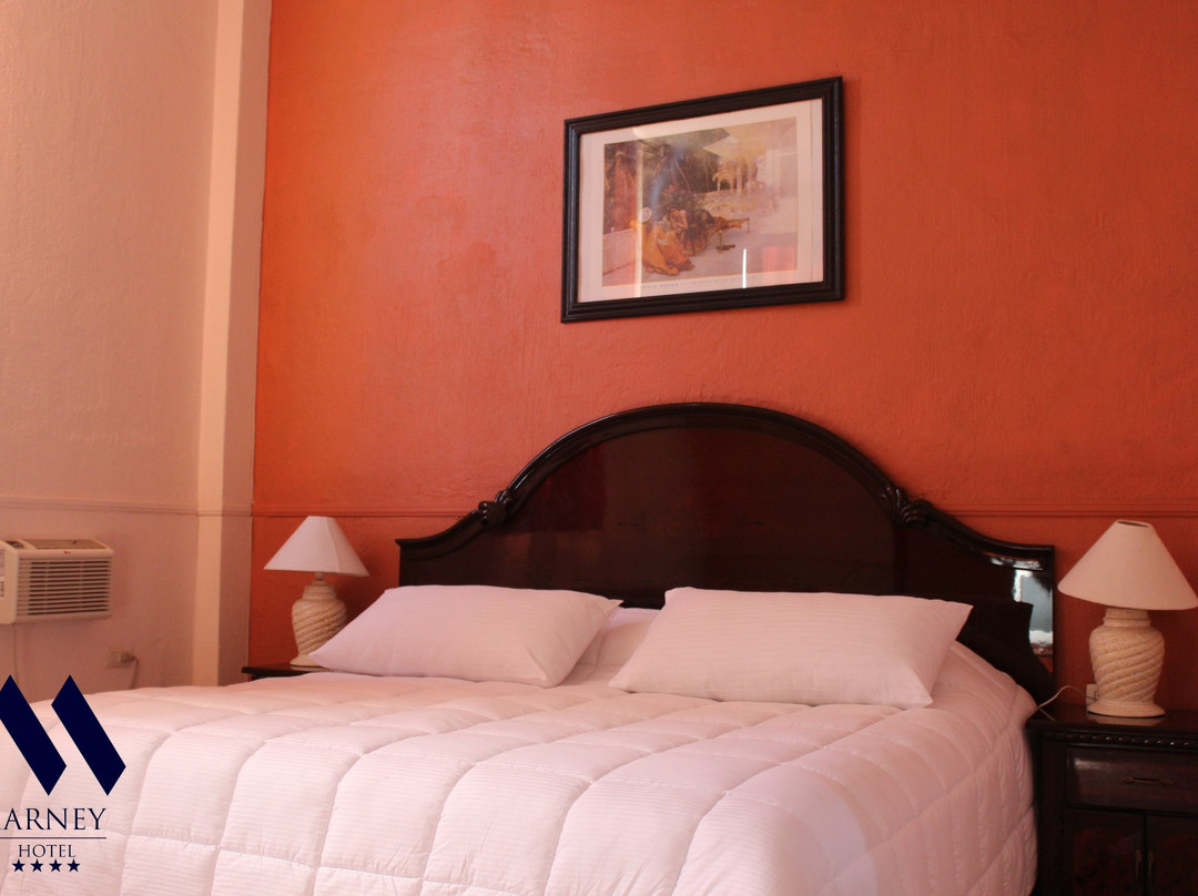 Capital OC Hotel主图