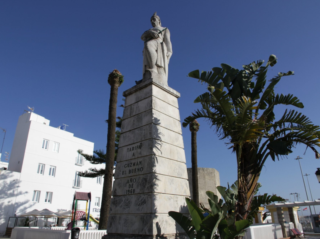 Monumento a Guzman El Bueno景点图片