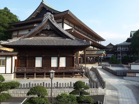 成田山门前旅馆若松元店主图