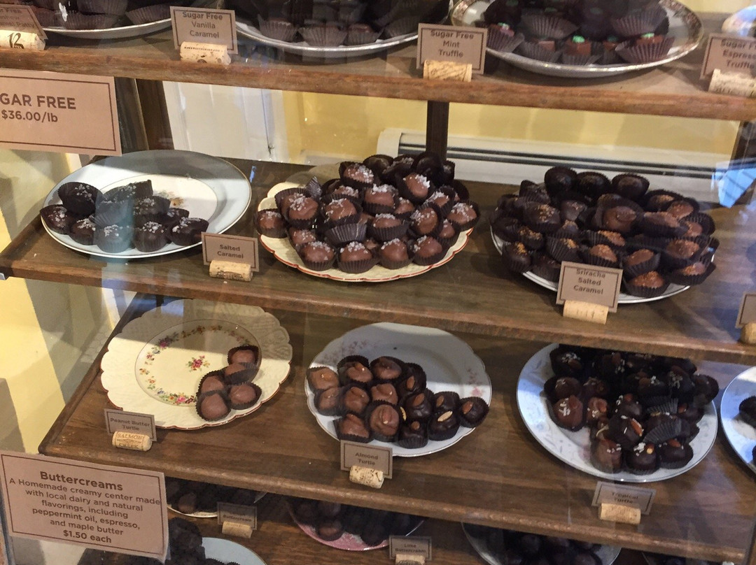 Laughing Moon Chocolates-斯托必去景点