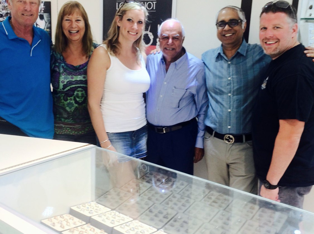 Ultimate Jewelers-菲利普斯堡必去景点