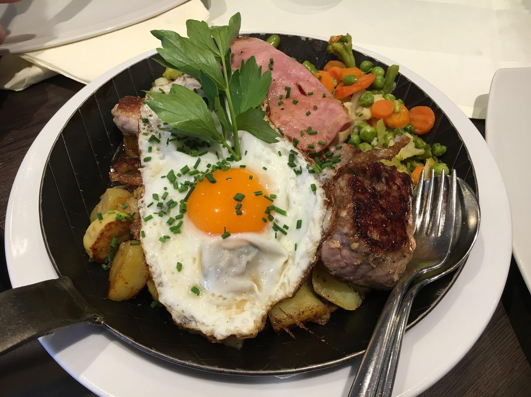 Feuerscheid餐馆和美食-Wirtshaus am Hahnplatz
