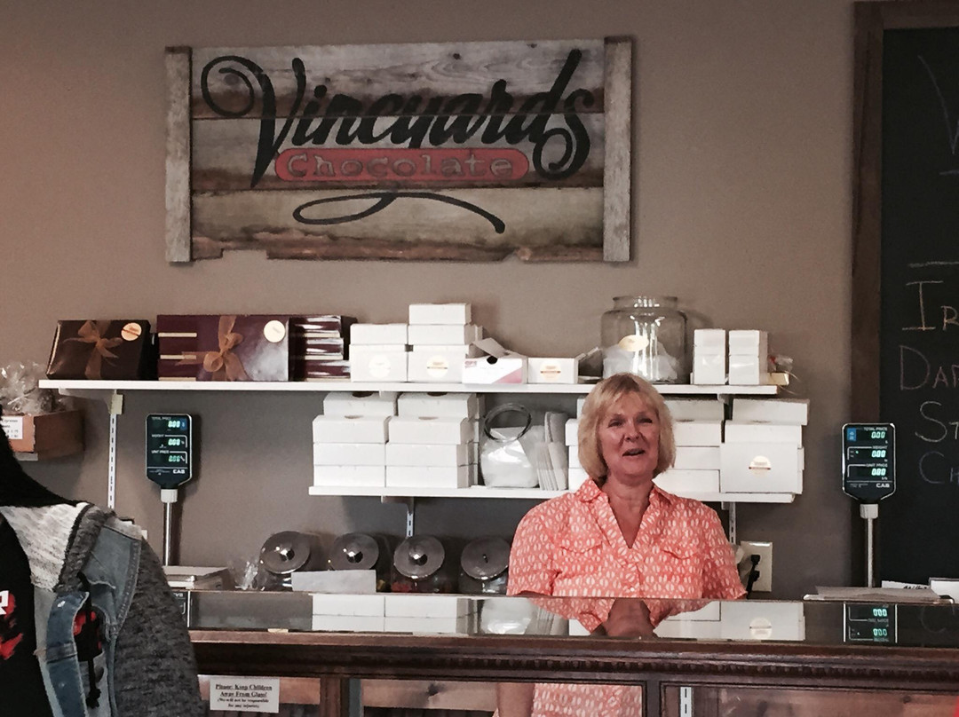 Vineyards Gourmet-Coloma必去景点