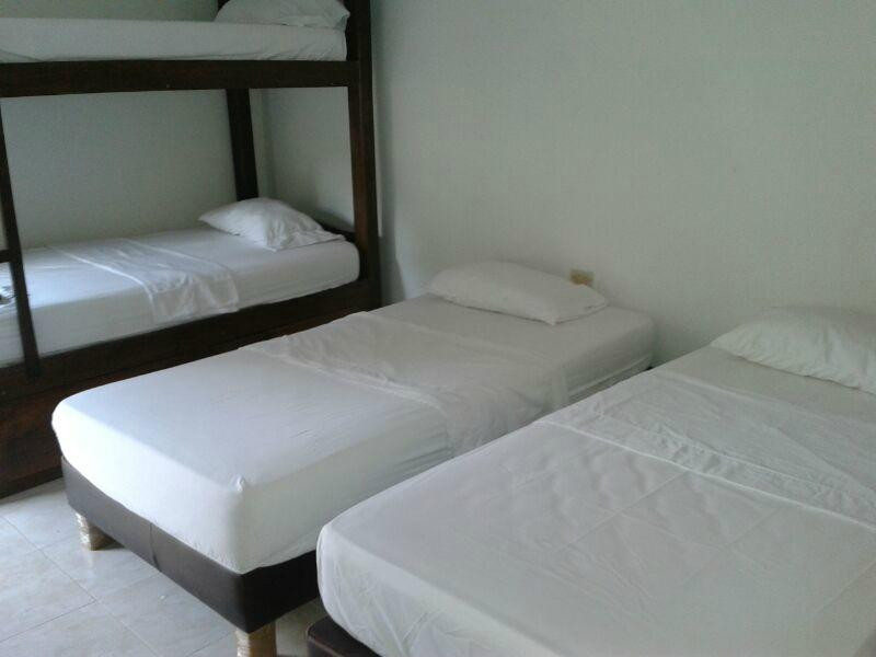 Aqua Hostal