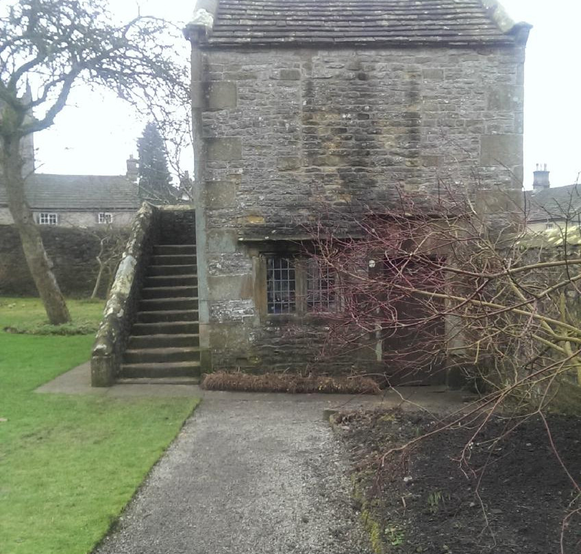 Eyam Hall & Courtyard-Eyam必去景点